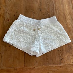 GUC white lace Lilly Pulitzer shorts
